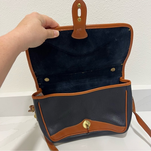 Vintage Dooney & Bourke Leather Crossbody Bag Navy Brown Pebbled Strap - Picture 8 of 13